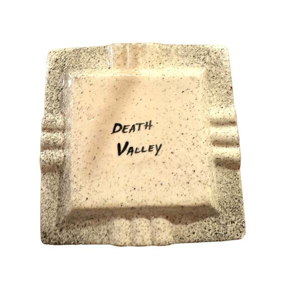 Vintage MCM Death Valley Thunderbird Ashtray Ceramic Speckle Indian Native - Picture 2 of 5